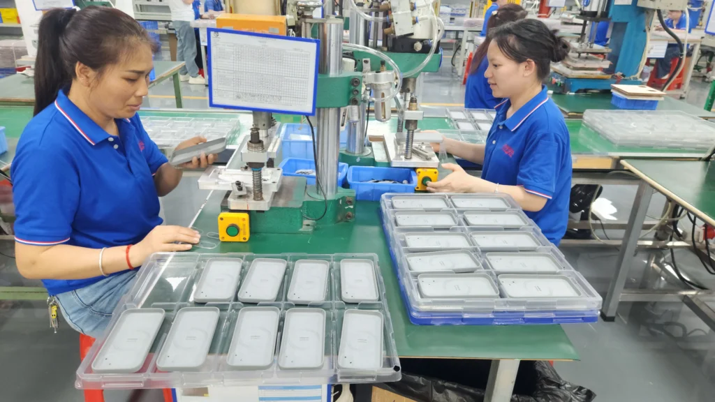 Inner microfiber positioning